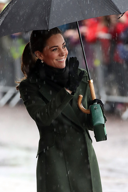 Кейт Миддлтон и принц Уильям приехали с визитом в Блэкпул Кейт Миддлтон и принц Уильям приехали с визитом в Блэкпул Монархии