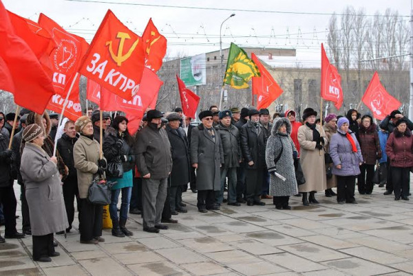 «Корпоративный коммунистический синдром». Севастопольские коммунисты хорошо едят, но мало работают?