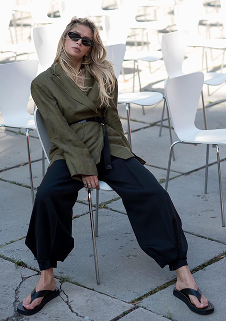 1 сентября у звезд: Брежнева, Гагарина, Зара и другие проводили детей на линейки и вспомнили школу Хроника