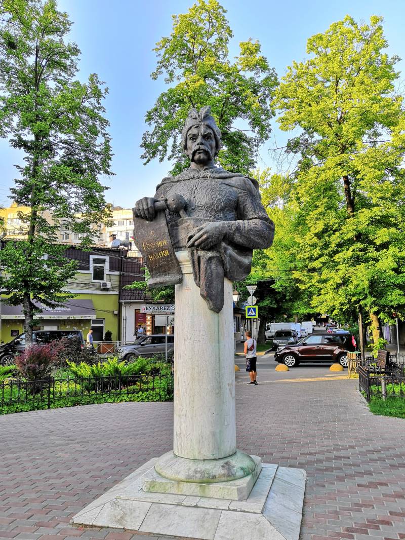 Чем занимаются на Украине во время спецоперации Чем занимаются на Украине во время спецоперации украина