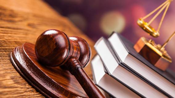 В США начался суд над бывшим полицейским, который обвиняется в убийстве Джорджа Флойда