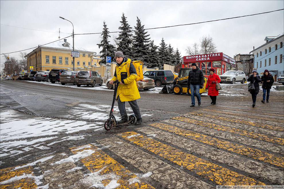 Как в Москве убирают снег