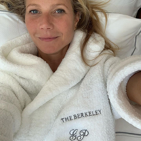 Гвинет Пэлтроу о старении и принятии себя: "С годами внутренняя красота заменяет внешнюю" Гвинет Пэлтроу о старении и принятии себя: "С годами внутренняя красота заменяет внешнюю" Интервью