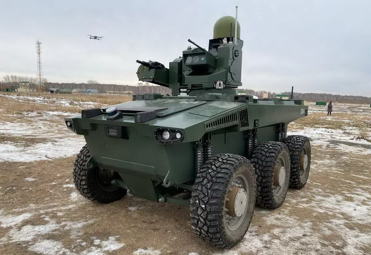 Российская боевая роботизированная платформа "Маркер". Фото не сет за собой никакой смысловой нагрузки.