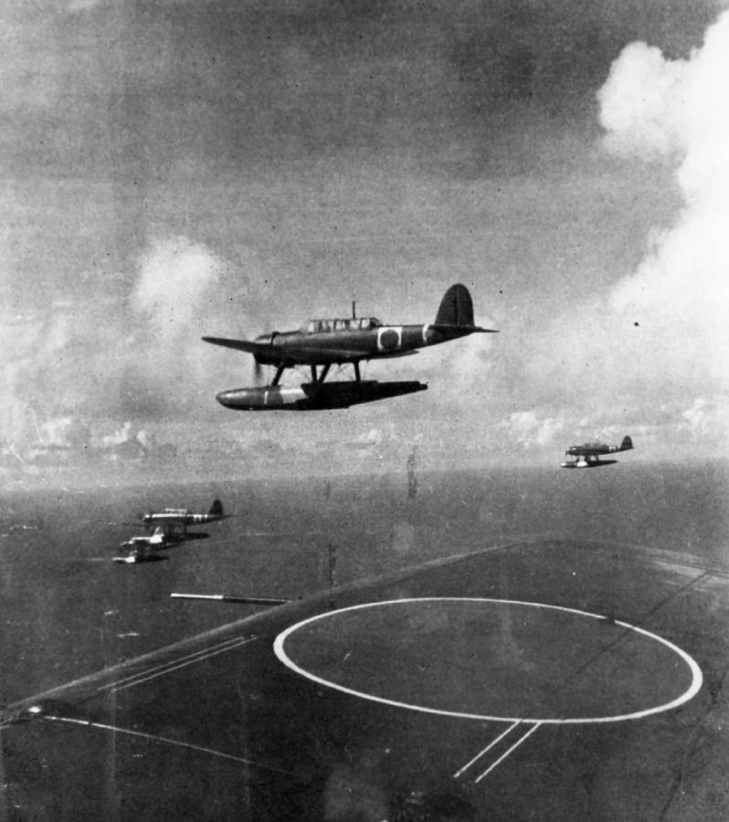 Боевые самолеты. Самая массовая печаль Императорского флота ввс