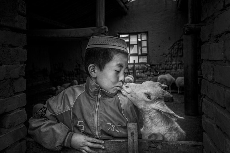 15 ярких снимков, которые победили в международном конкурсе на лучшую детскую чёрно-белую фотографию Фотография