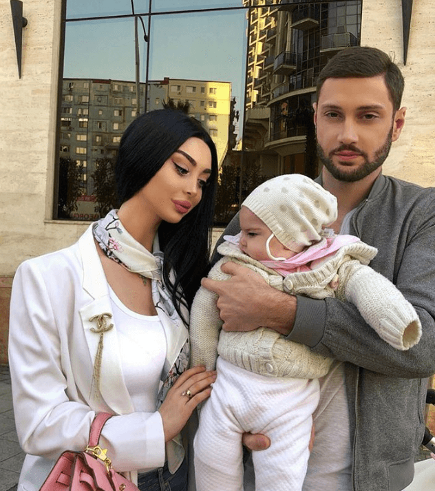 Самая красивая пара Грузии и их дочка