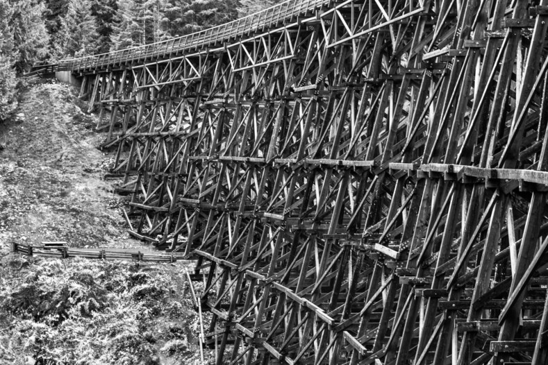 Смотришь — уже страшно: старые снимки деревянных ж/д мостов из прошлого, которые поражают своим внешним видом жд мосты,интересное,история,фотография