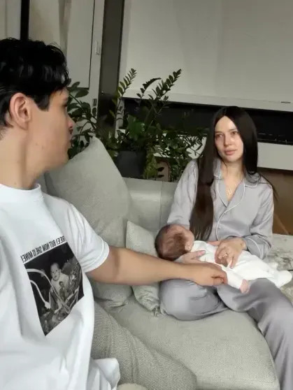 Блогерша Лерчек, которая лечится от рака четвёртой стадии, вышла на связь в парике и показала фото из больницы Сквиччиарини, Лерчек, блогерша, сыномЛерчек, которая, четвёртой, стадии, ребёнка, обнаружили, рублей, конце, февраля, родила, своего, танцам, бойфренда, тренера, Валерия, Луиса, которым