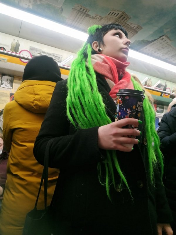 Чудаки и модники из метро  позитив,смешные картинки,юмор