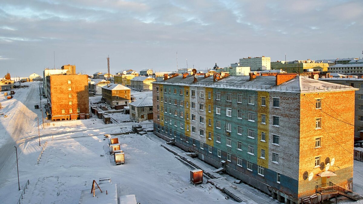 Диксон поселок городского типа фото