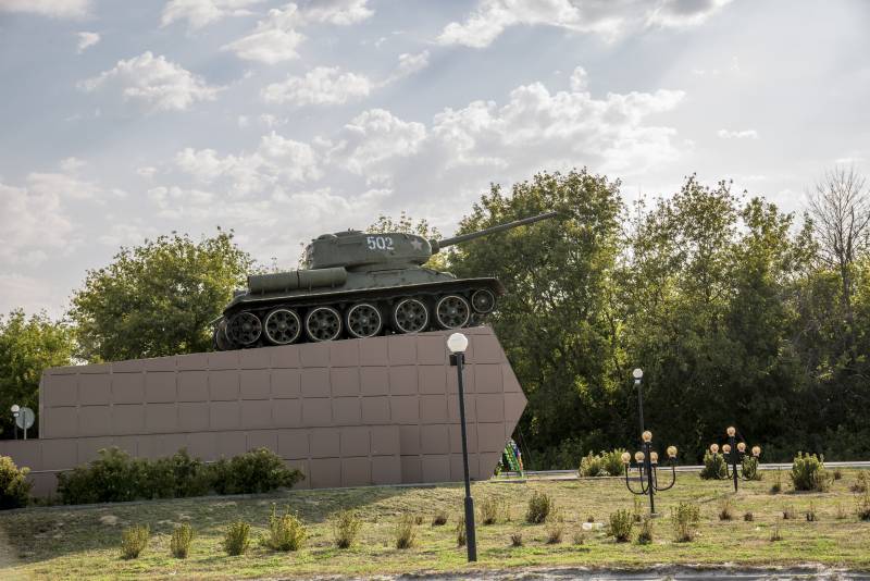 Нужна ли нам такая память? Позорище в Ельце россия