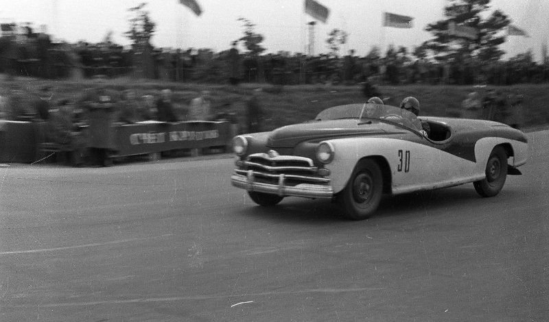 Архивные фотографии чемпионата СССР по автомобильным гонкам 1956 года 