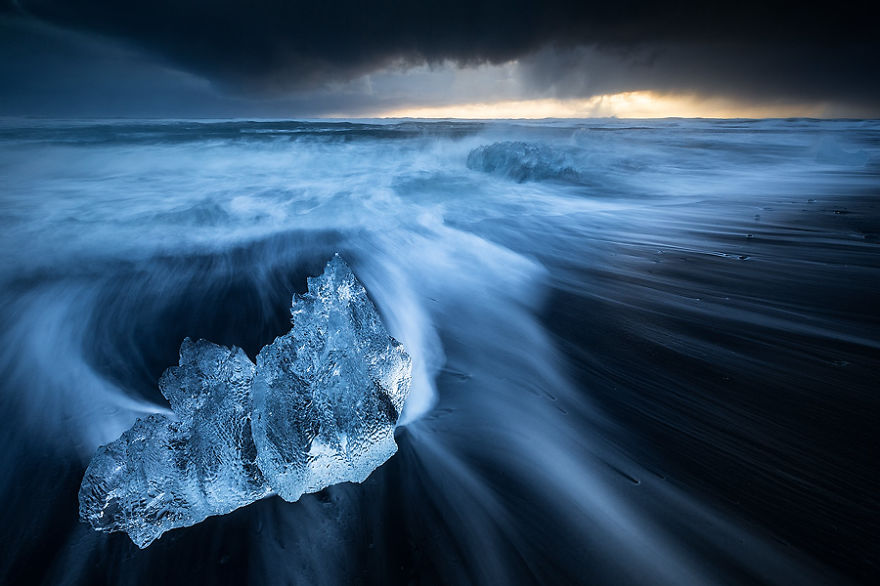 Северное сияние, ледники и пещеры: Исландия глазами фотографа Эреза Маромпа