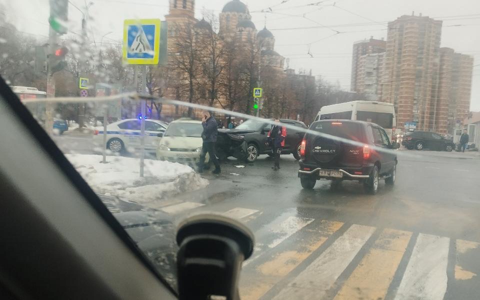 В рязанской Горроще столкнулись две легковушки