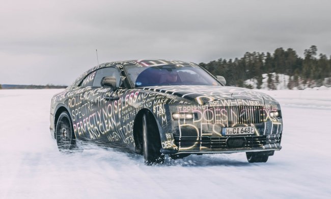 Первый электрический Rolls-Royce получит четыре мотора и самые большие колёса Первый электрический Rolls-Royce получит четыре мотора и самые большие колёса Электрокары