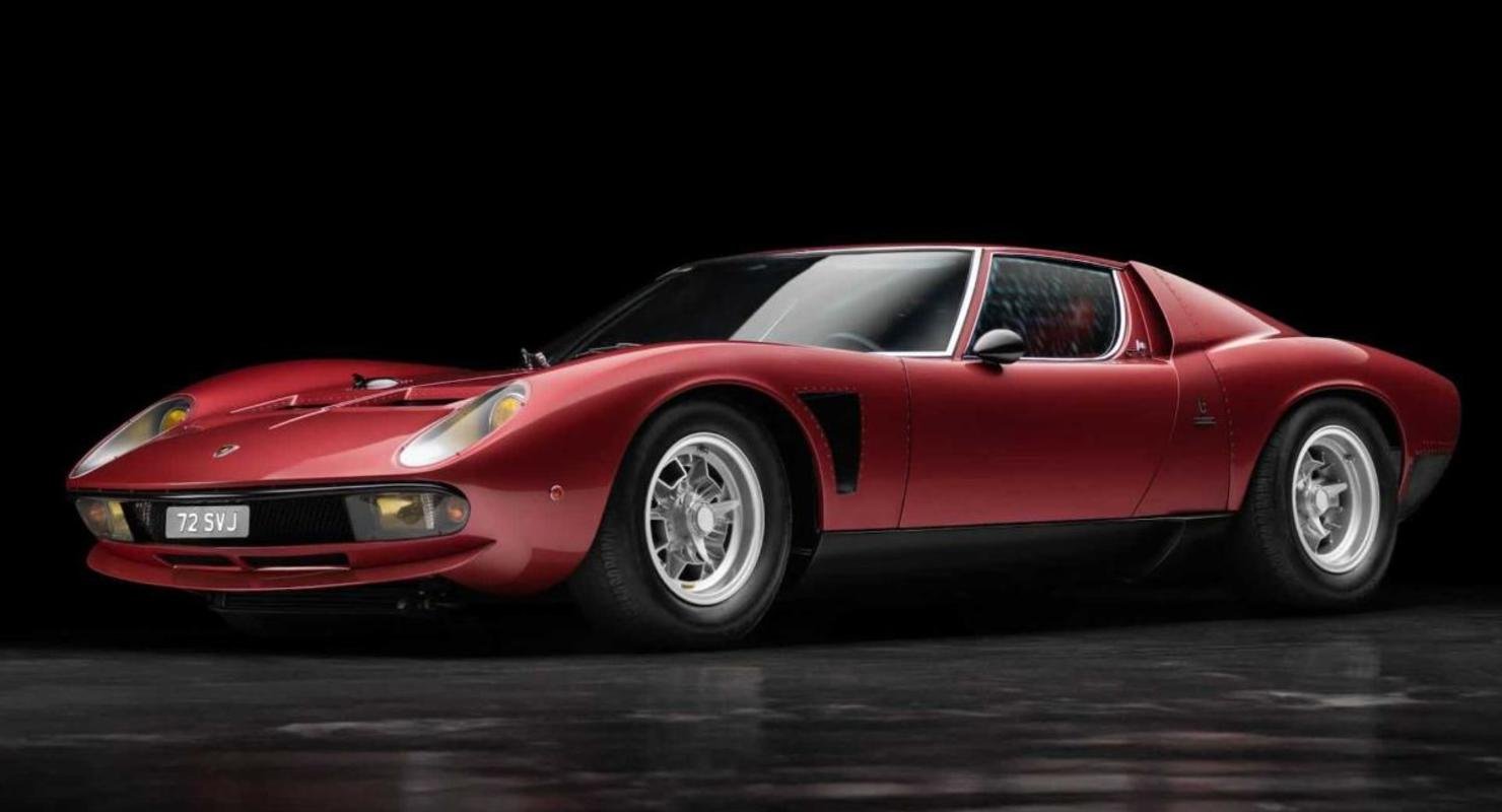 Один из трех редких Lamborghini Miura SVJ выставлен на продажу