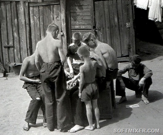 “Дворовые затеи” советских детей “Дворовые затеи” советских детей