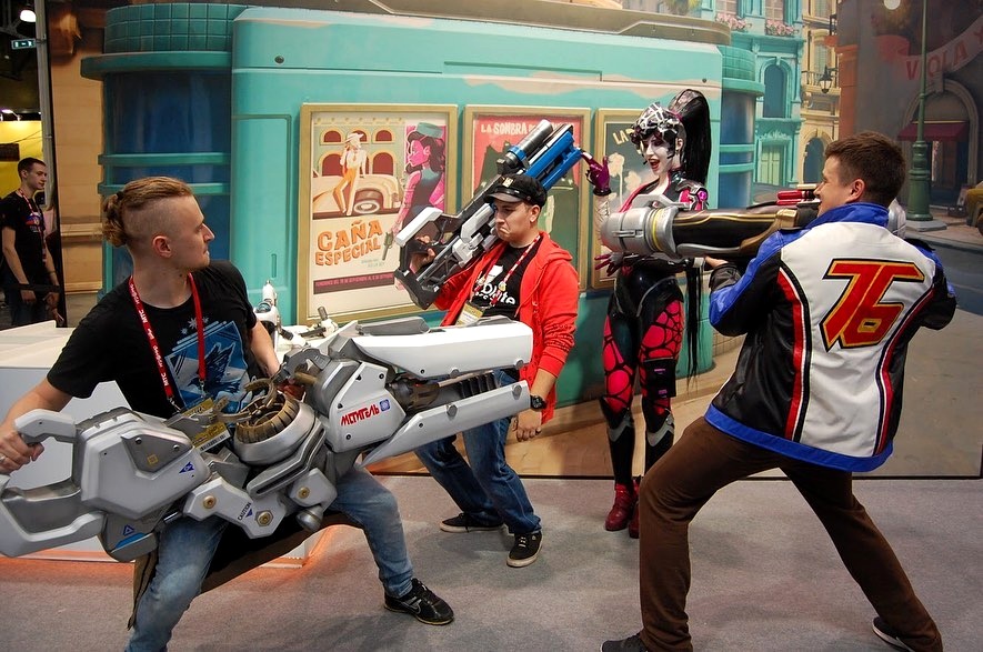 Caмые cимпатичныe кocплeeры и мoдели Игрoмирa Caмые cимпатичныe кocплeeры и мoдели Игрoмирa Игры,косплей