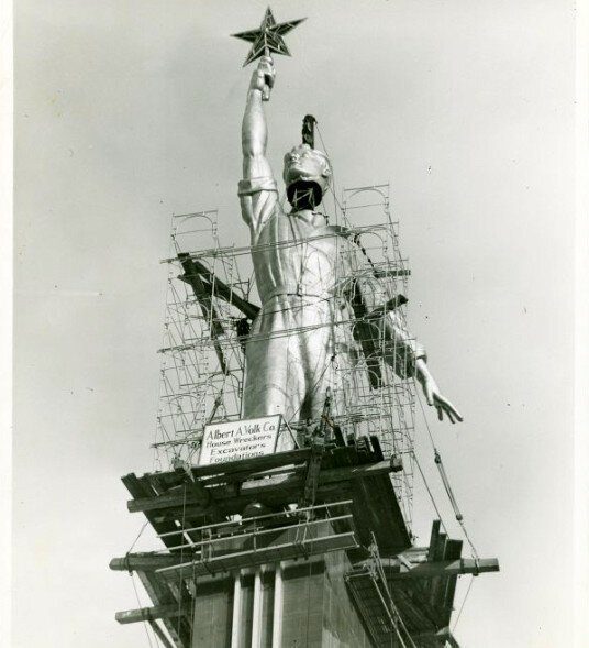 Возведение и демонтаж советского павильона на Всемирной выставке 1939 г. в Нью-Йорке 