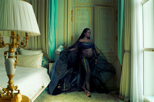 Рианна снялась для Vogue и рассказала о беременности и романе с A$AP Rocky Фотосессии