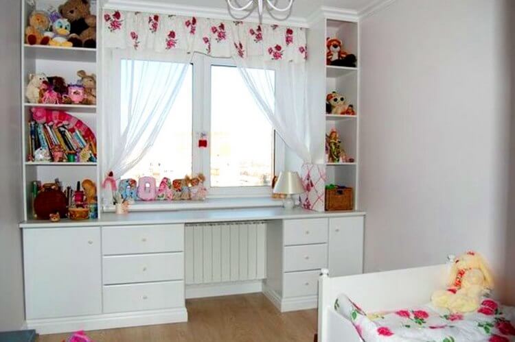 Шкафы вокруг окна — это не только красиво, но и очень практично Шкафы вокруг окна — это не только красиво, но и очень практично интерьер,своими руками