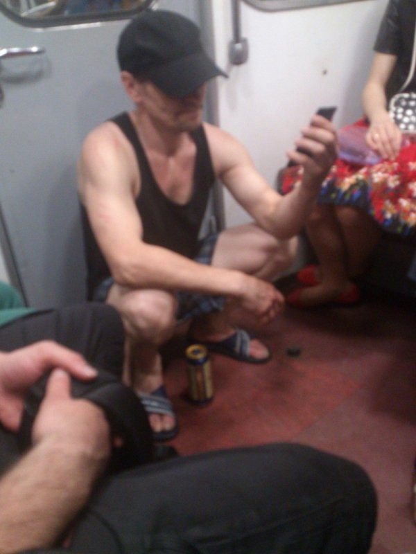 Чудаки и модники из метро  позитив,смешные картинки,юмор