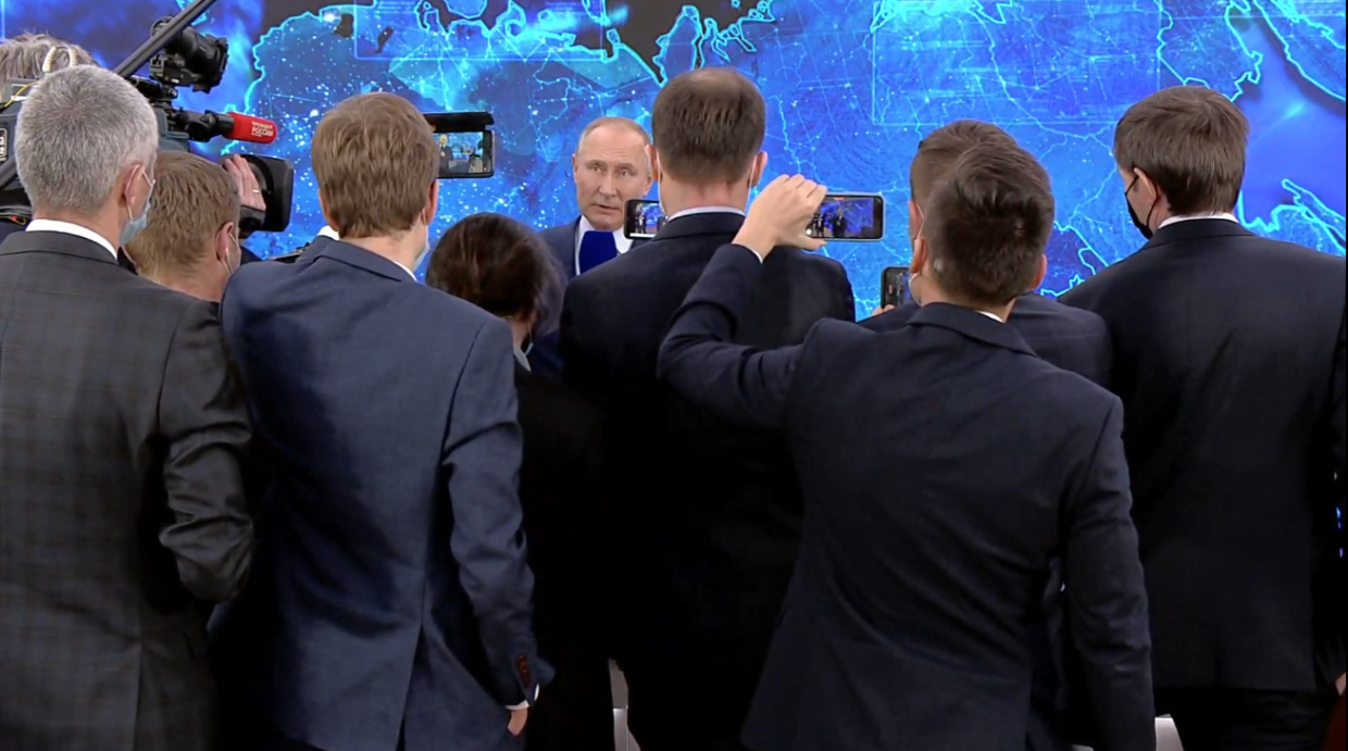 Большая пресс-конференция Владимира Путина прошла в четверг, 17 декабря