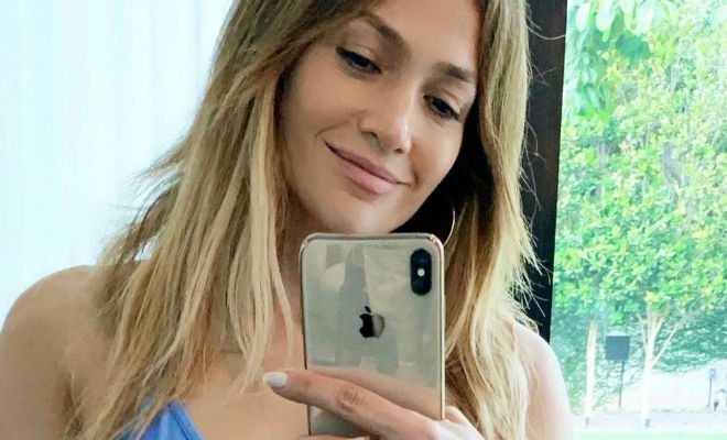 Уловки знаменитостей, чтобы выглядеть молодыми Уловки знаменитостей, чтобы выглядеть молодыми Культура