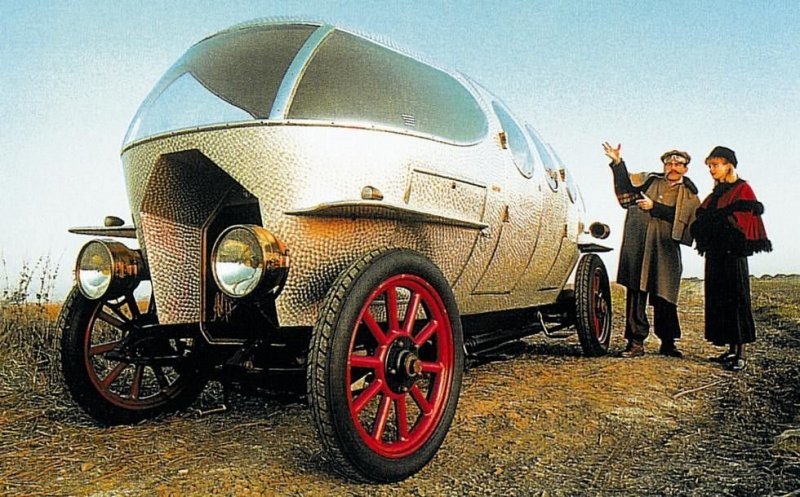 Первая в мире аэродинамическая легковушка Alfa Romeo Aerodinamica с пятиместным кузовом. 1914 год авто, автодизайн, автомобили, дизайн, интересные автомобили, минивэн, ретро авто
