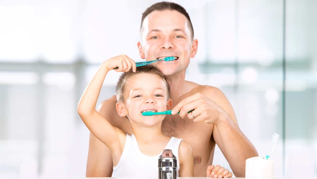 Регулярная гигиена полости рта​ - залог здоровья зубов