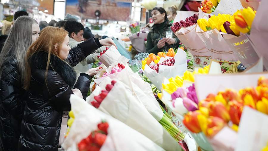 В России допустили введение запрета на ввоз цветов из недружественных стран