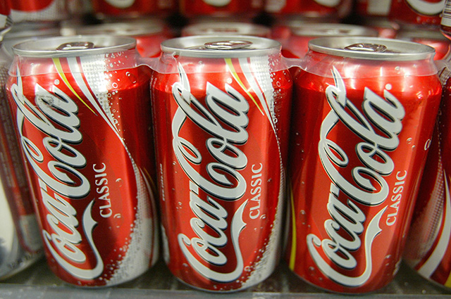 Coca-Cola полностью уходит с российского рынка Новости