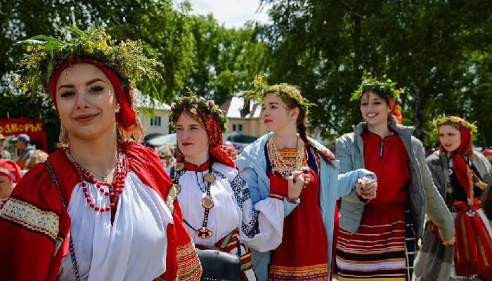 Неславянские народы, в которых больше всего «славянской крови»