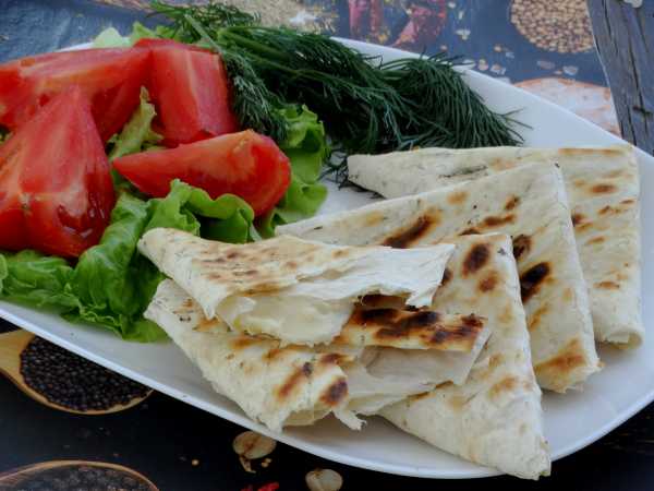 Сулугуни в лаваше на мангале, рецепт с фото