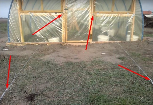 Бюджетная теплица из труб ПВХ бюджетная теплица