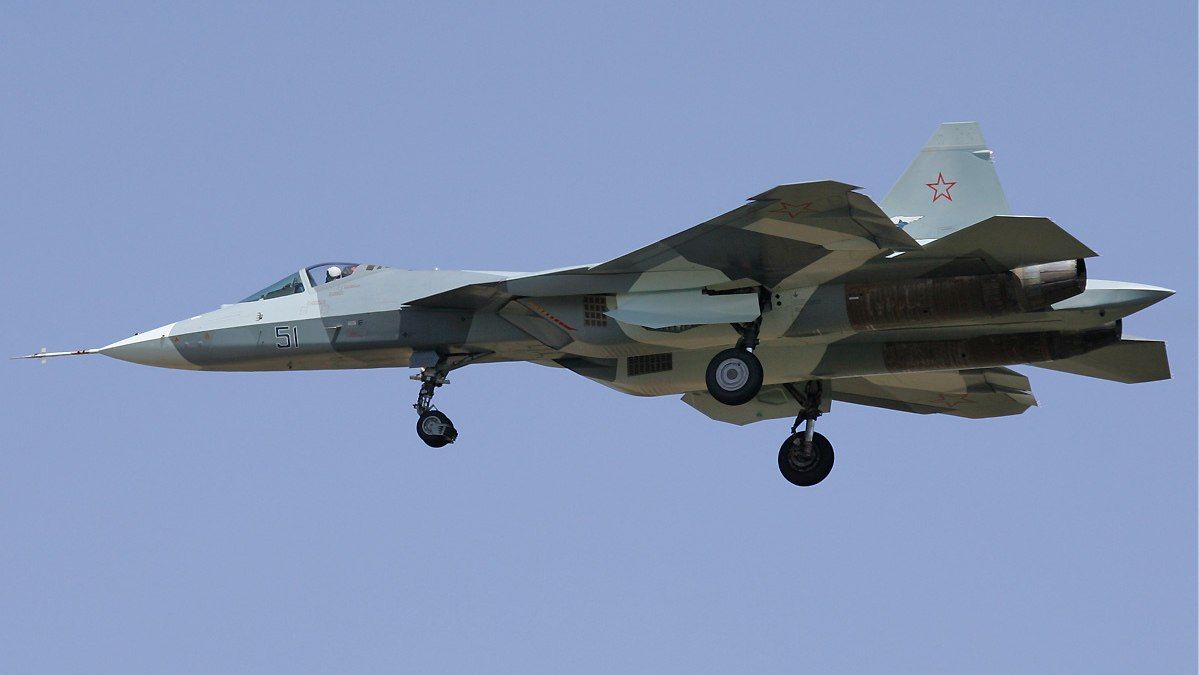 Sohu: Запад напрасно недооценивает российский истребитель Су-57