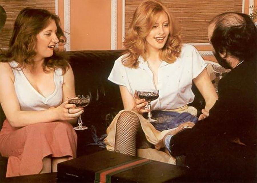 33 фотографии, которые показывают, как люди проводили вечеринки в 1970-х 33 фотографии, которые показывают, как люди проводили вечеринки в 1970-х