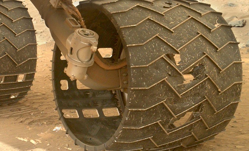 В пробах грунта марсоход нашел нить: артефакт выглядит как засохший организм или искусственный объект Культура