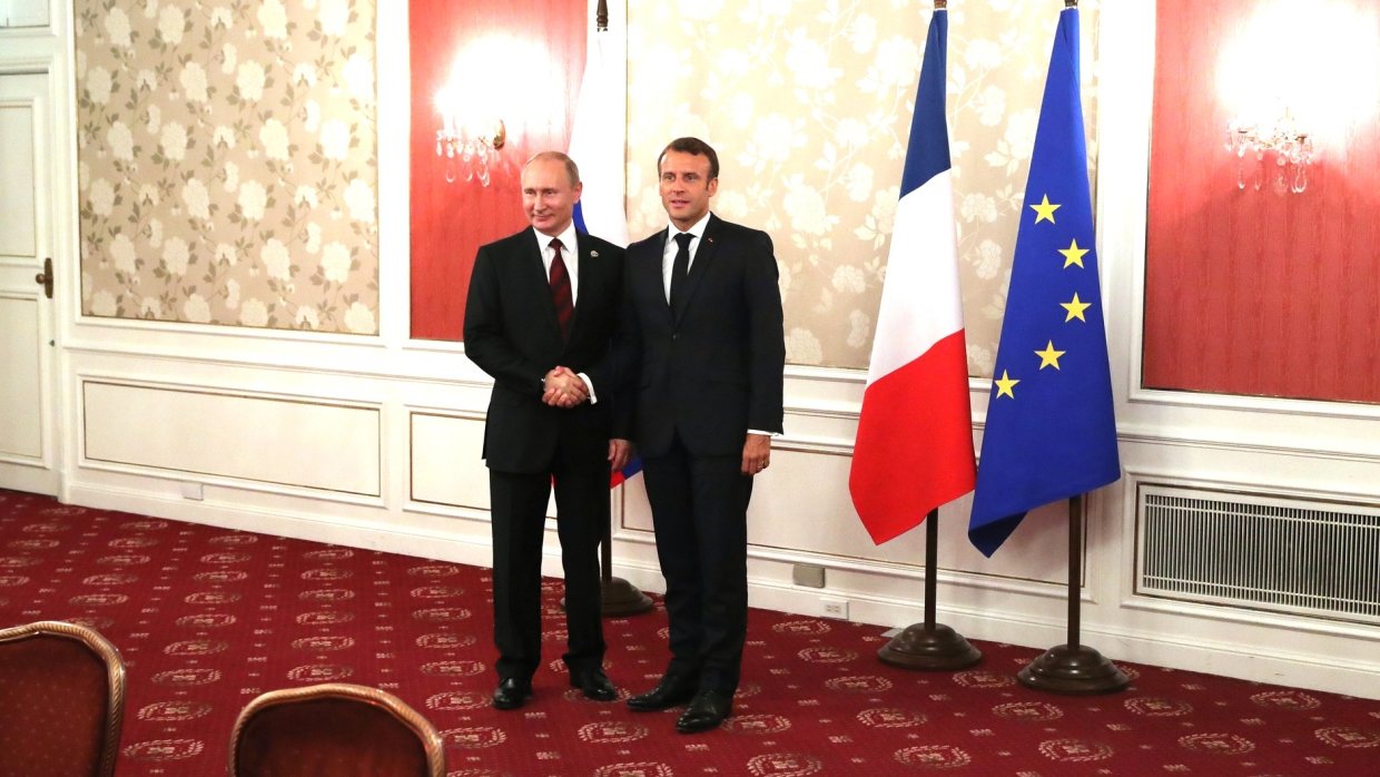 Путин и Макрон во Франции обсудят вопросы урегулирования на Украине и в Сирии