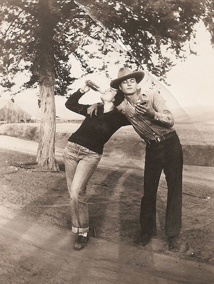 I Found A Picture Of My Grandparents Back In The '30s Looking Awesome