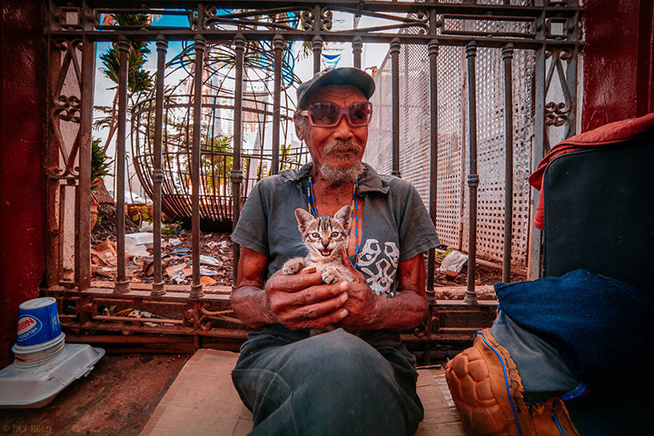 i-spent-20-days-in-cuba-documenting-the-life-of-local-people__880