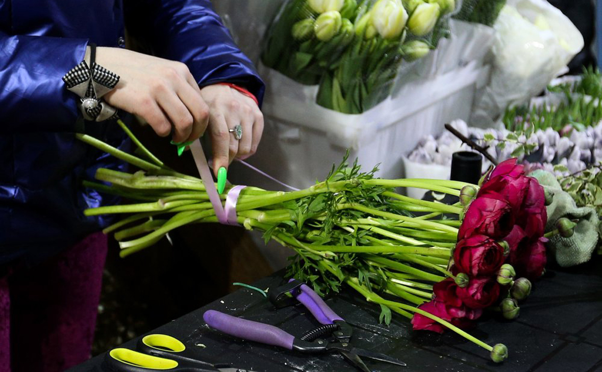 ФТС ответила на сообщения о дефиците цветов в преддверии 8 марта 