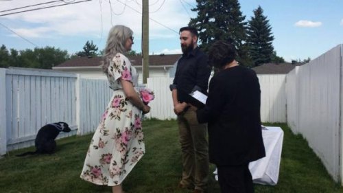 Прикольные свадебные фотографии, которые заставят вас улыбаться 