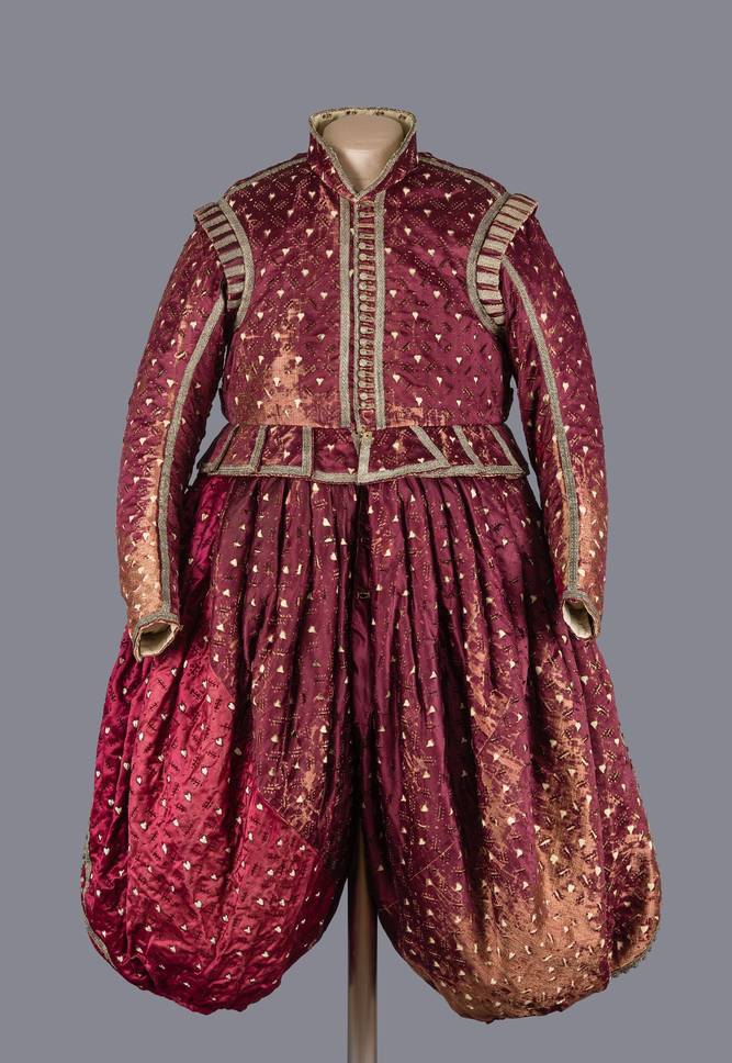 Штаны для солдат и королей история