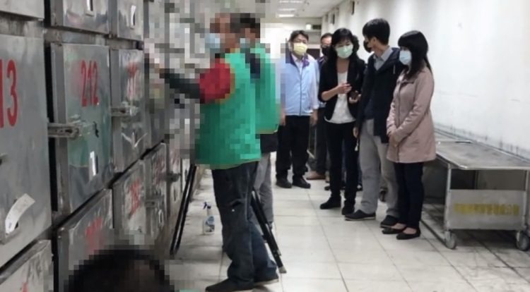 На Тайване нетрезвых водителей наказывают общественными работами в морге