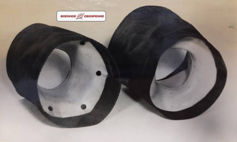 Реализация возможности пребывания Гагарина в условиях вакуума без перчаток оружие