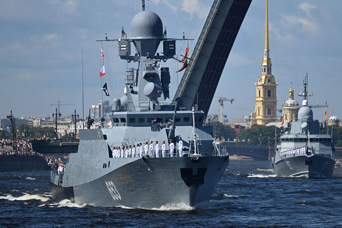 Политолог Гасанов: корабли Военно-морского флота России - одни из лучших в мире