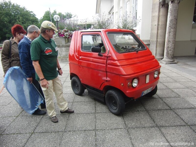 Zagato Zele: микрокар, который делали лучшие в мире дизайнеры Zagato, компания, электрокар, Elcar, ателье, машина, экземпляров, зелёном, и металлике, весело, и бойко, Интерьер, спартанским, Кузовное, но за счёт, голубом, высокой, крыши, сидеть, достаточно