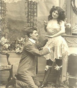 Зачем на нижнее белье пришивают бантик история,факты